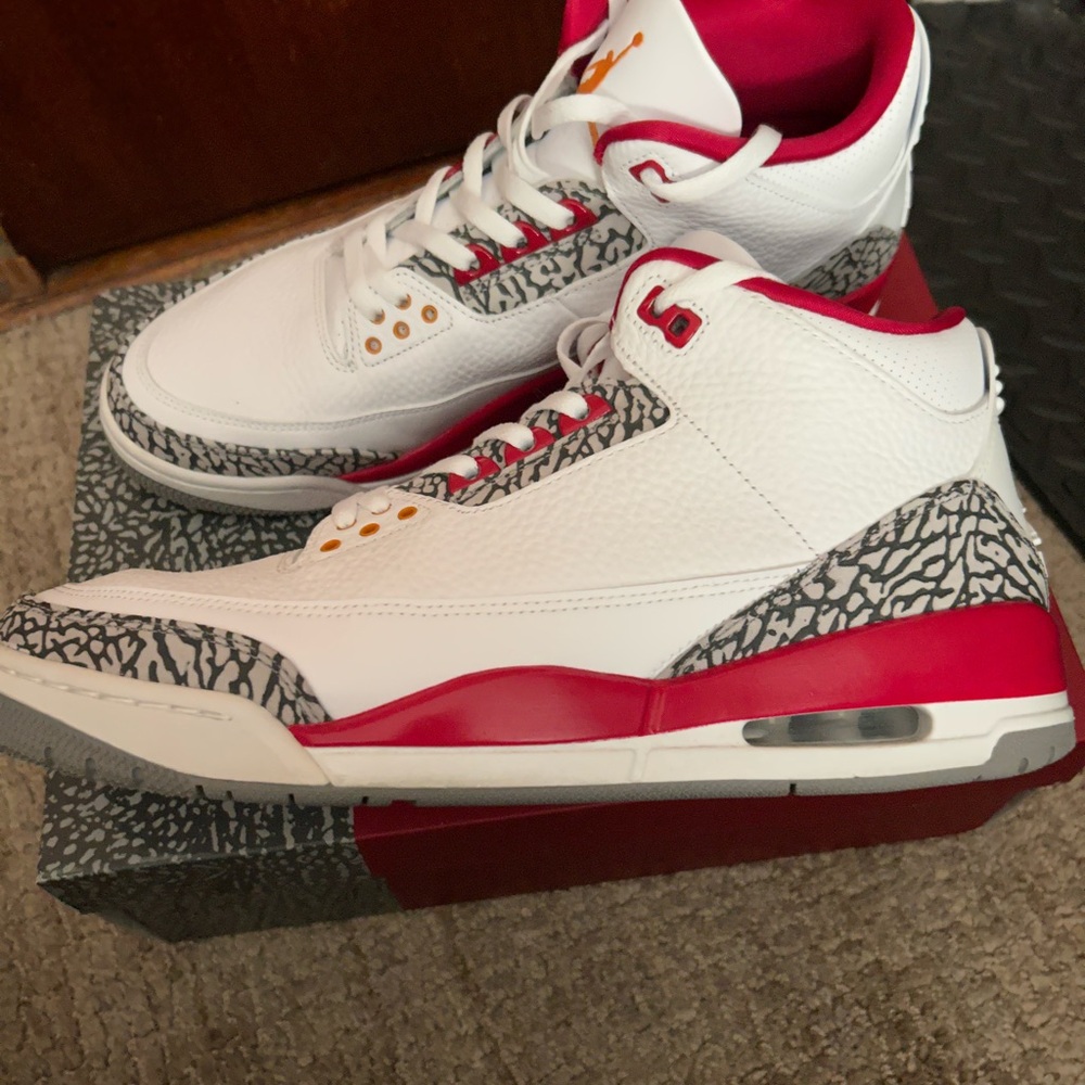 Air Jordan 3 Cardinal